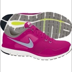 NWT Nike Lunarfly+ 4 Shoes